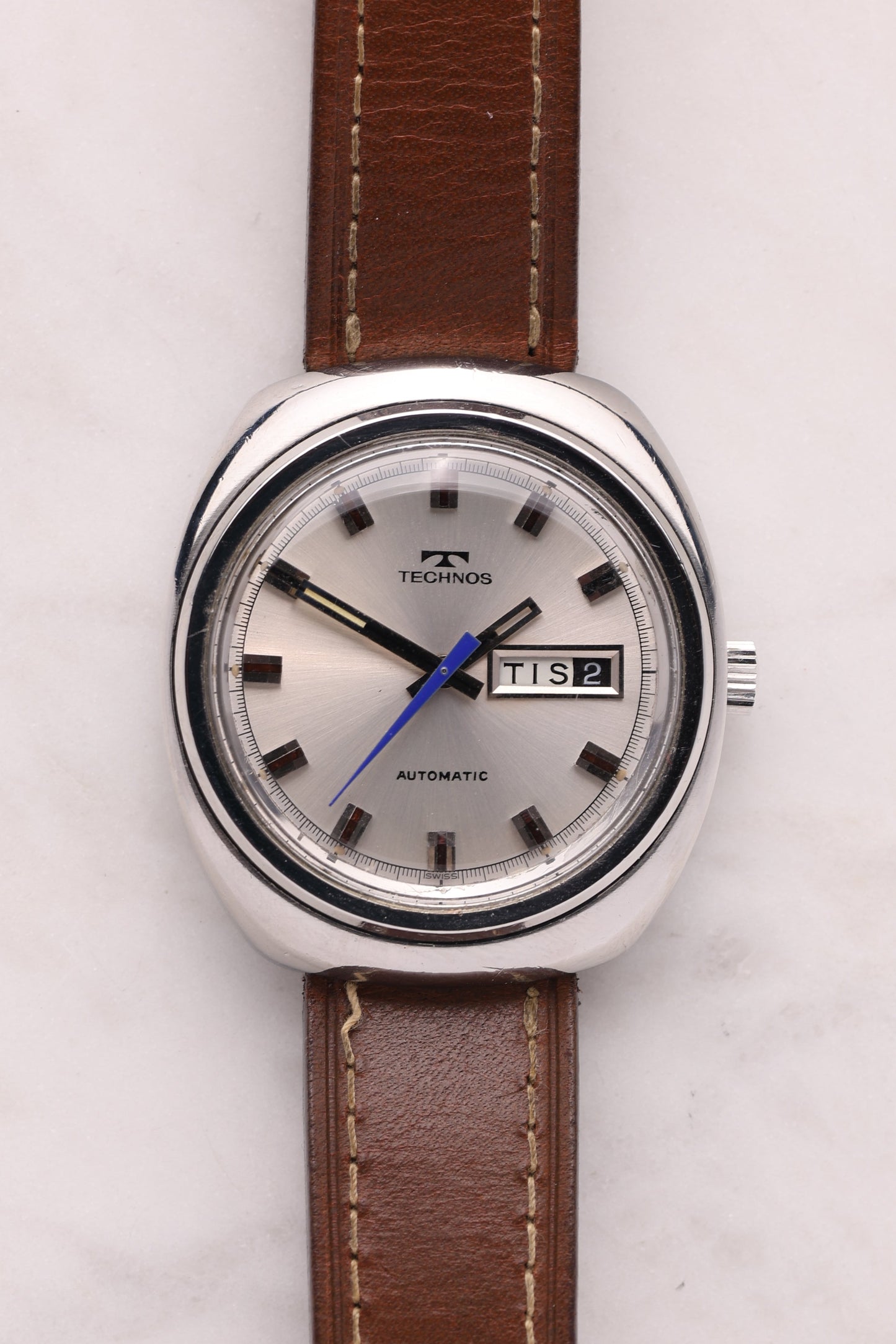 Technos Daydate 10351 (danish days)