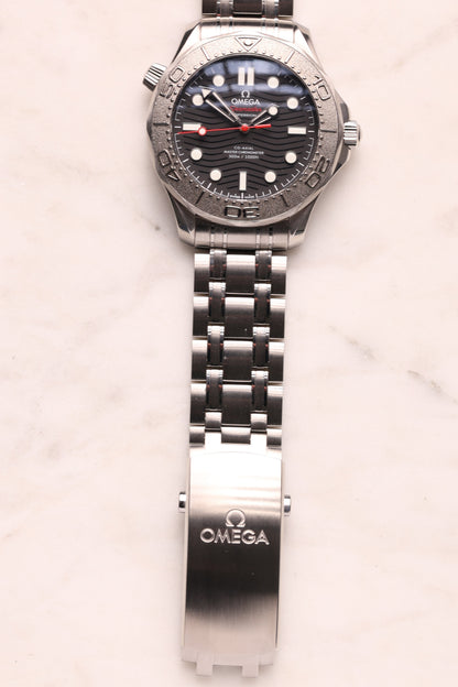 Omega Seamaster Diver 42mm 210.30.42.20.01.002