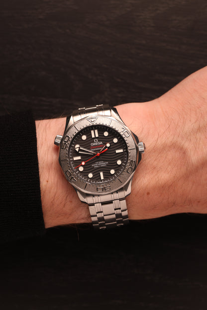 Omega Seamaster Diver 42mm 210.30.42.20.01.002
