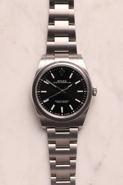 Rolex Oyster Perpetual 39 mm 114300