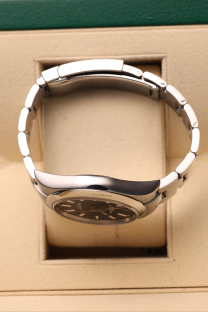Rolex Oyster Perpetual 39 mm 114300