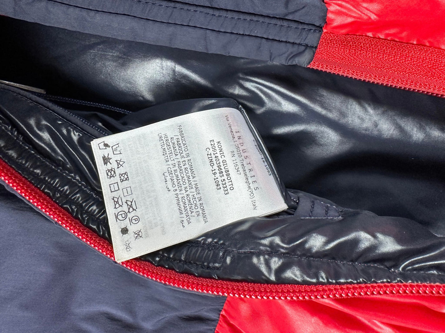 Moncler Konic
